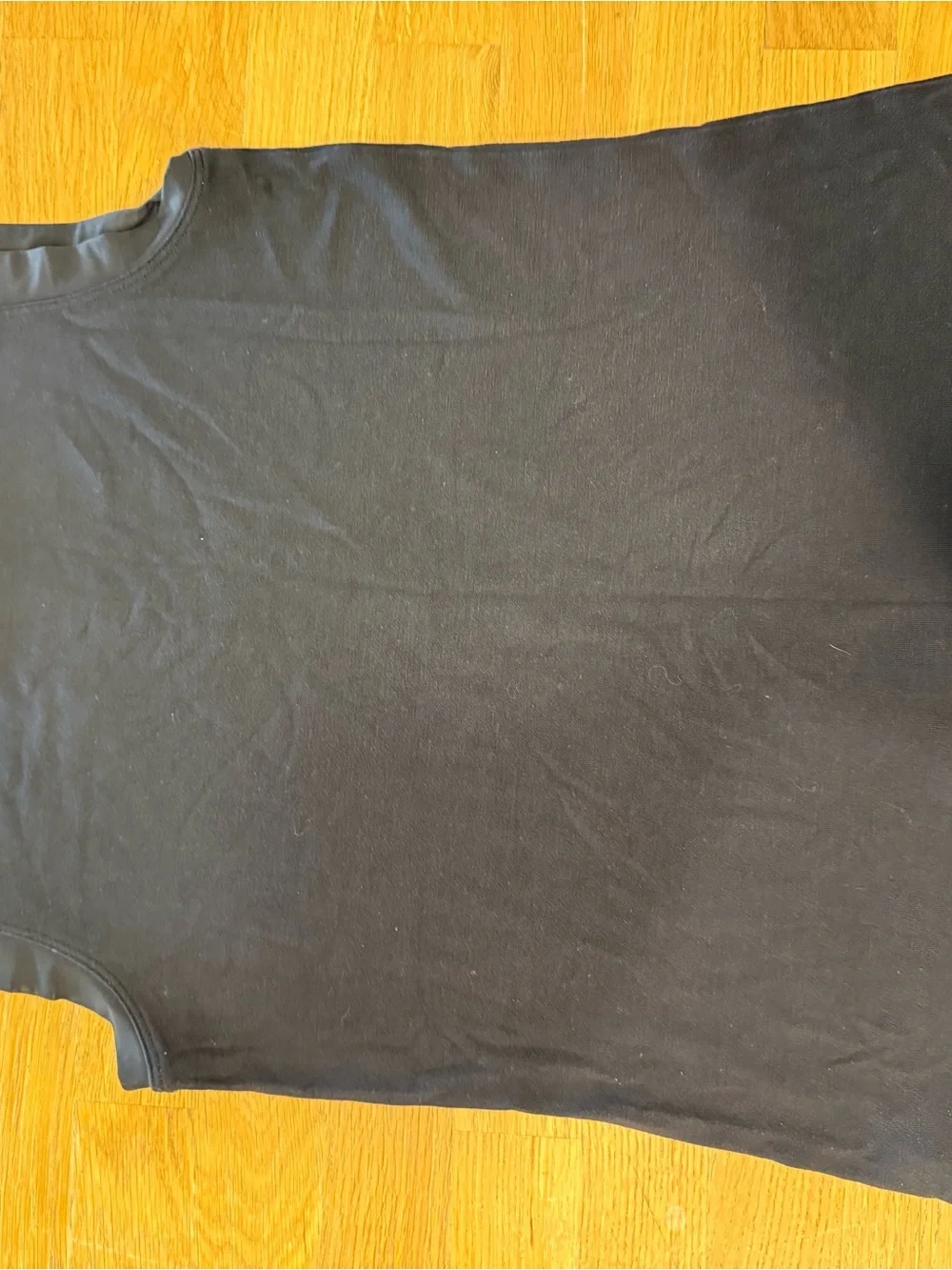 Athleta Black Sleeveless Crew Muscle Tank